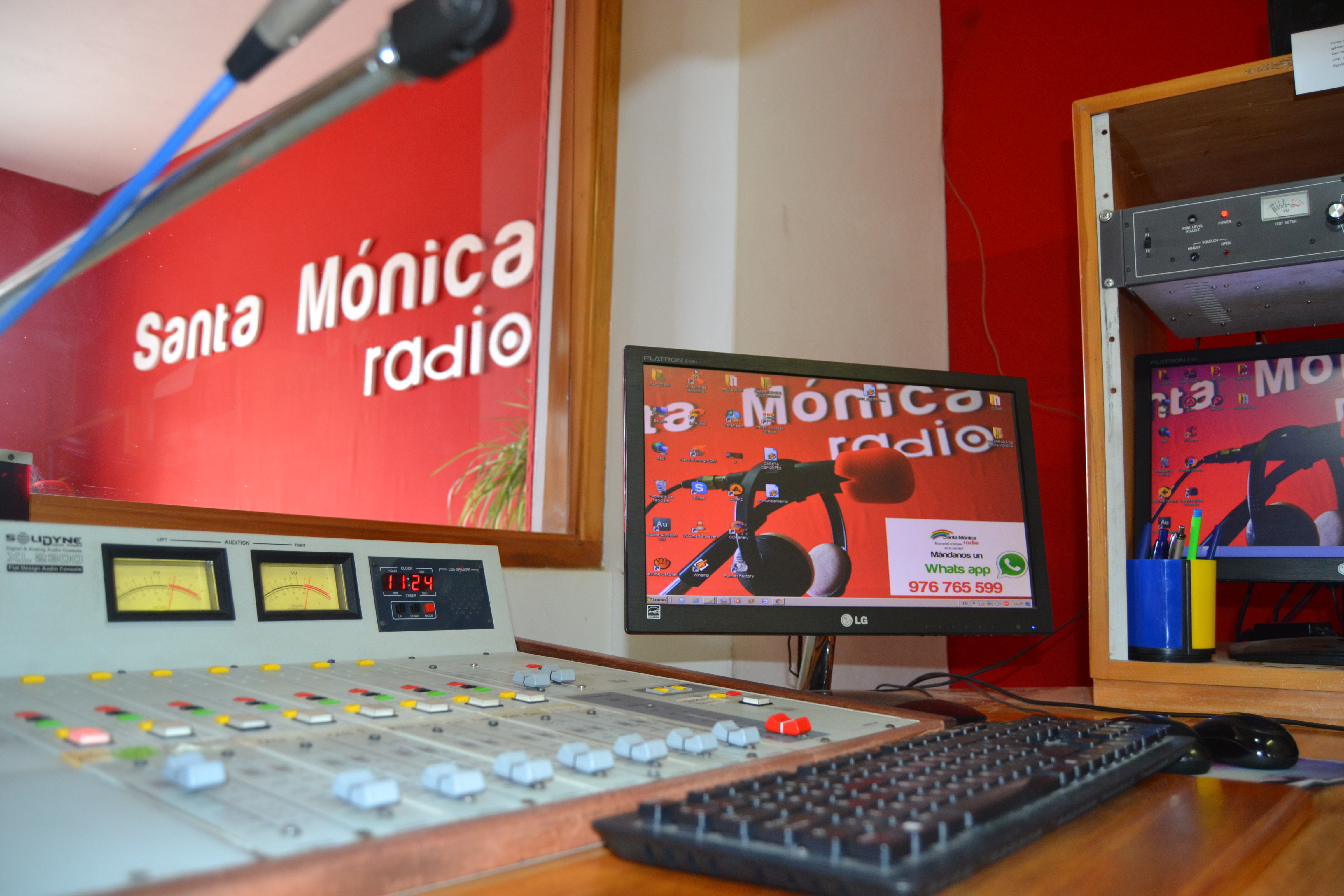 Rádio Santa Monica apresenta novos programa para 2017